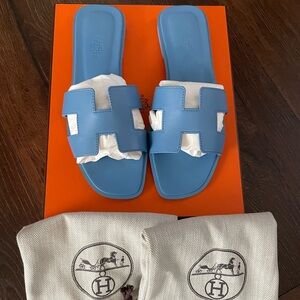 RESERVED HERMES Oran Sandals